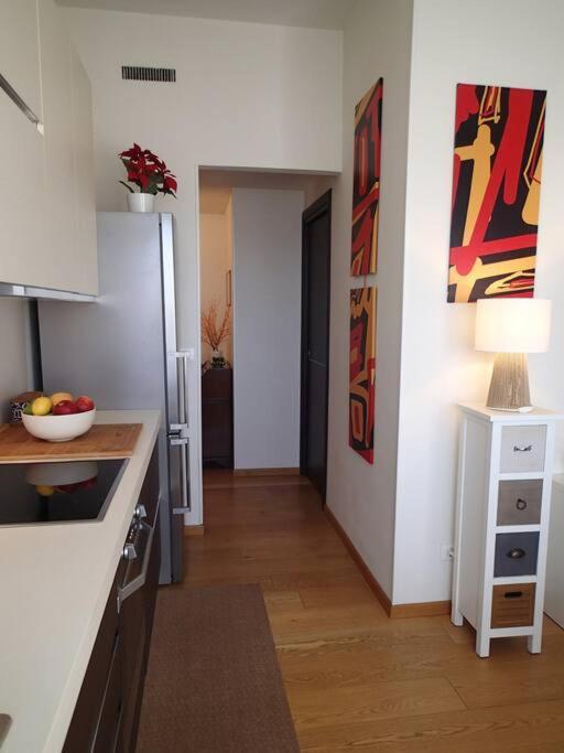 15, Con Posto Auto Apartment *