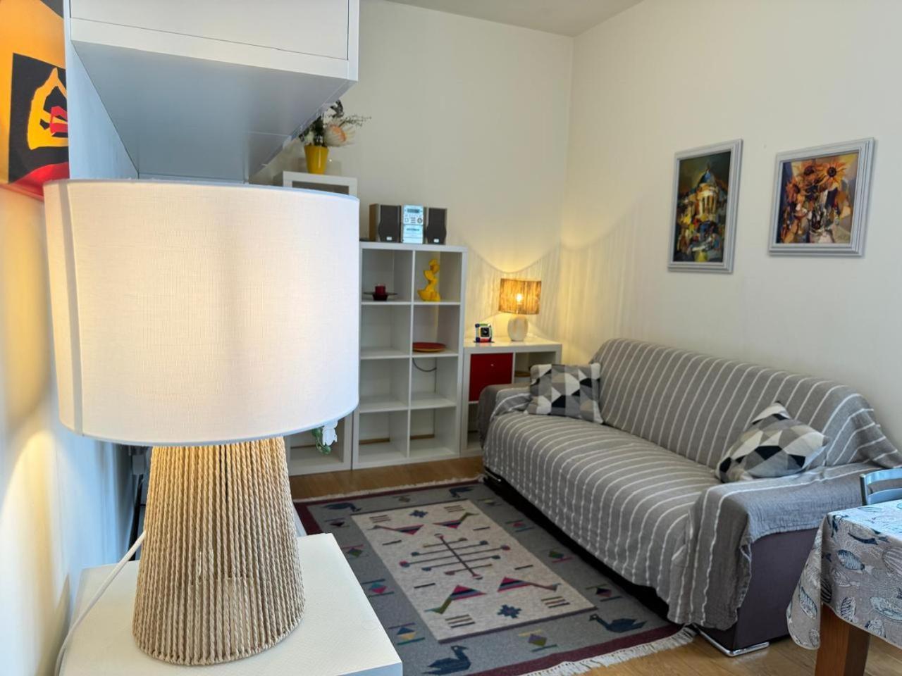 Apartment 15, Con Posto Auto Genoa